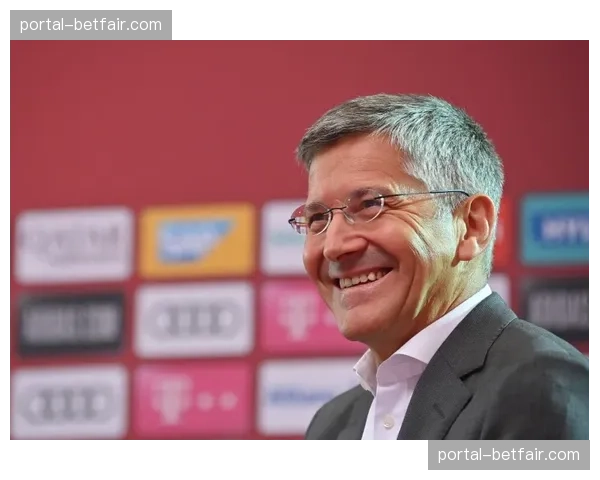 纽卡斯尔主席接受采访，回应关于FFP限制与球队建队策略的质疑